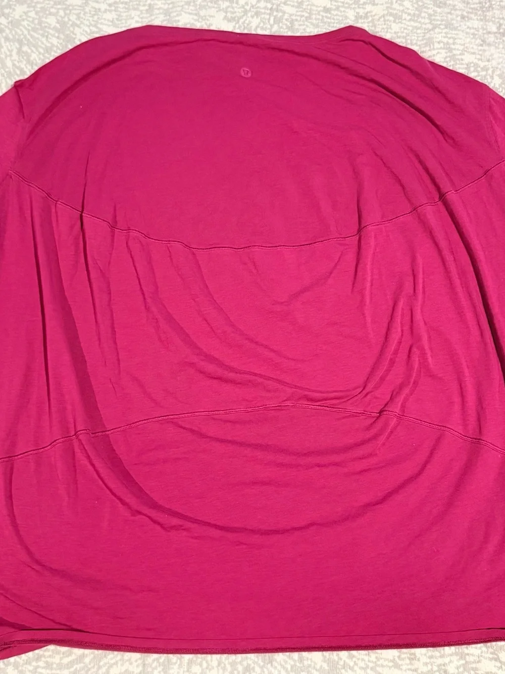 Lululemon /// Women’s Back in Action Short Sleeve Shirt - Magenta Purple - Picture 8 of 9